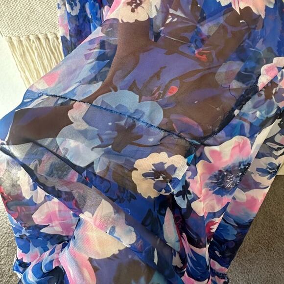 Mac Duggal Floral Cutout Gown - Picture 7 of 11